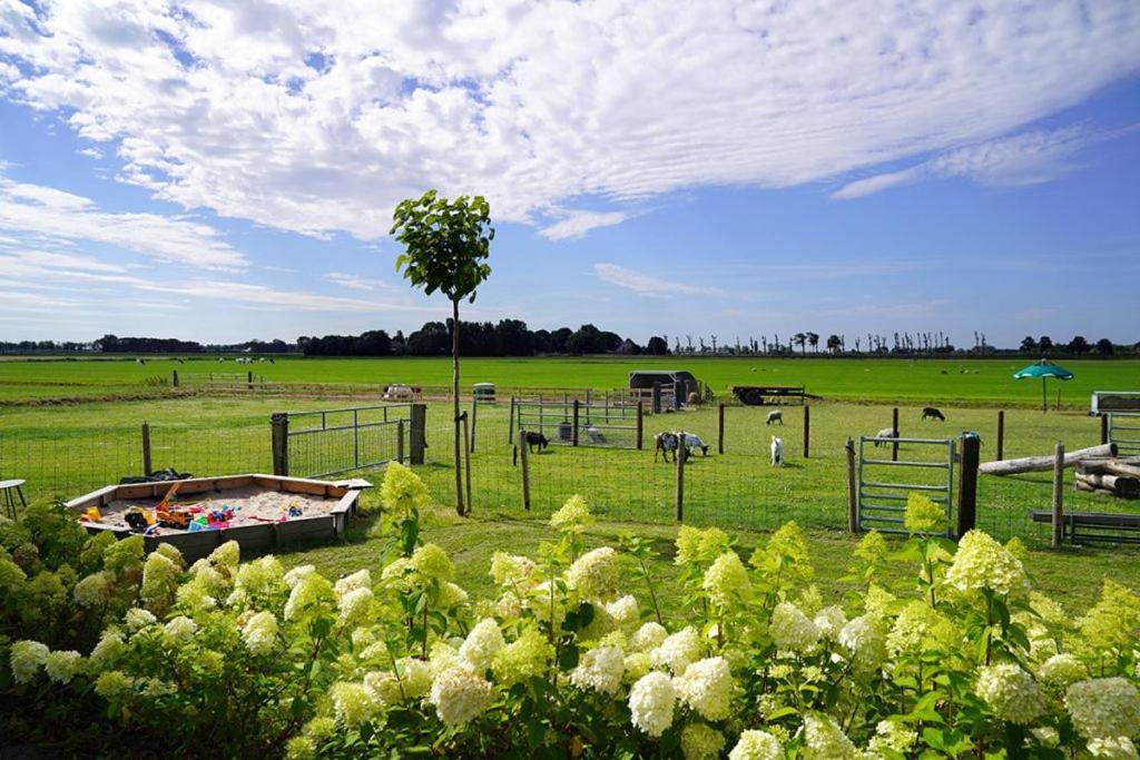 Noordbeemster Vakantieboerderij Huize Nuis מראה חיצוני תמונה
